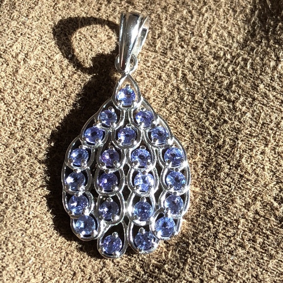 NWOT Sterling Silver Tanzanite Pendant - Picture 7 of 7